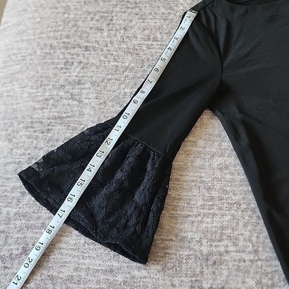 Banana Republic- bell sleeve top - Picture 7 of 8